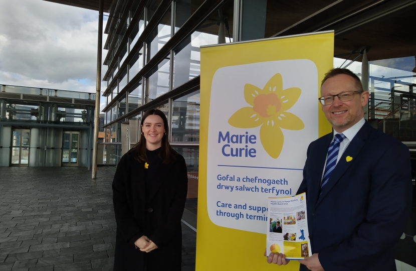 Russell George MS pictured with Bethan Edwards, Marie Curie Policy and Public Affairs Manager, Wales
